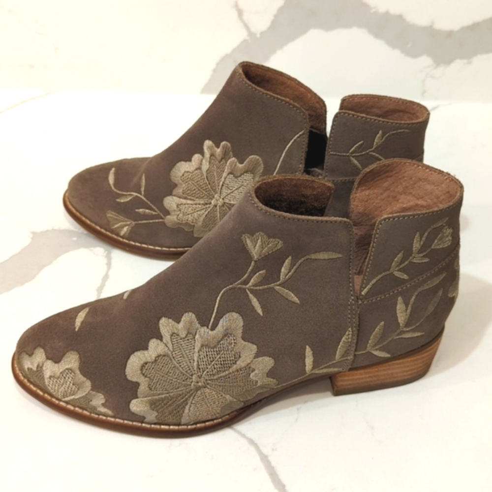 Seychelles Taupe Leather Booties